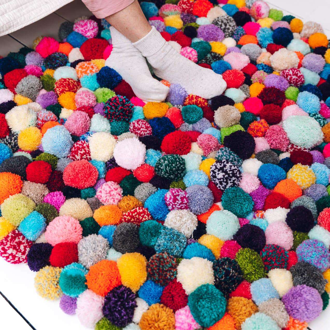 Golden Rug Pom Pom Pom Rug Craft Kit (With Wool) | Make your own Pom Pom rug – Pom ...