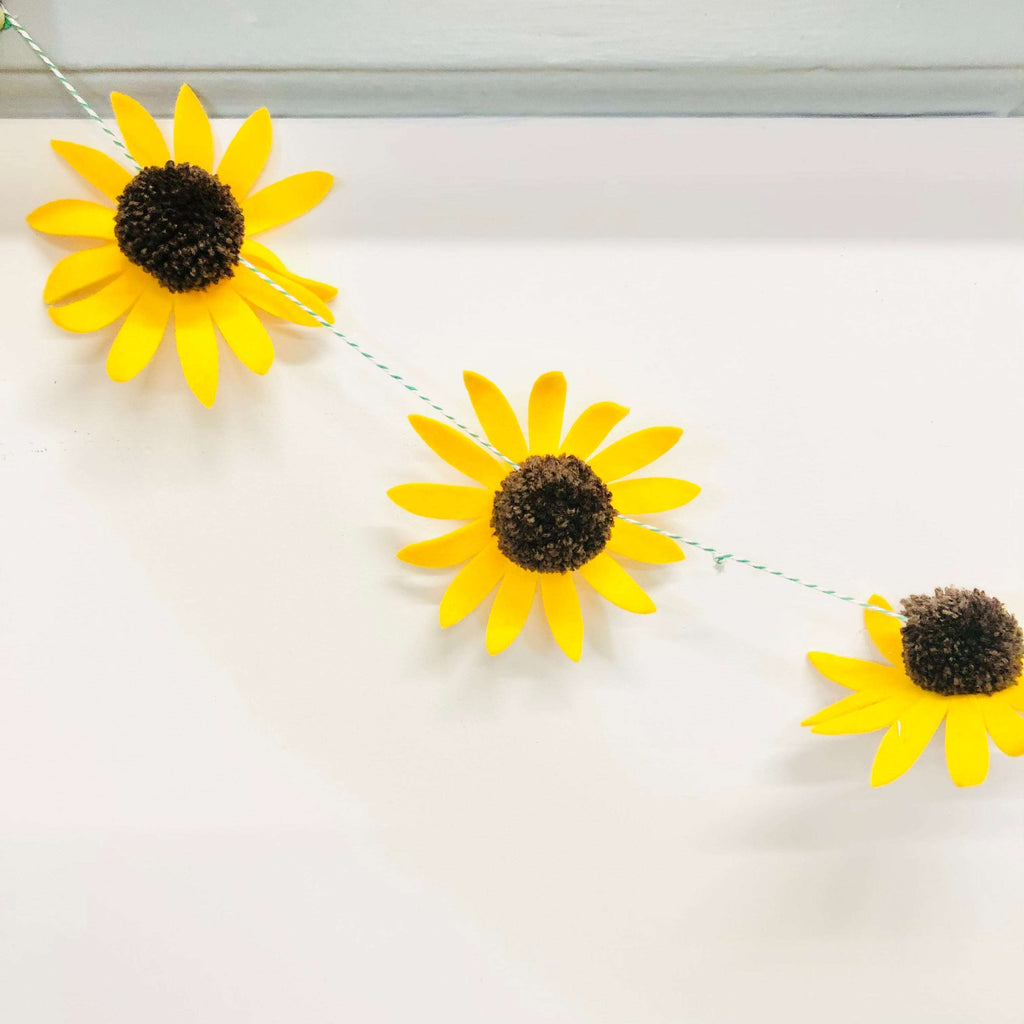 ONLINE WORKSHOP: Create a Pom Pom Sunflower Garland for Ukraine