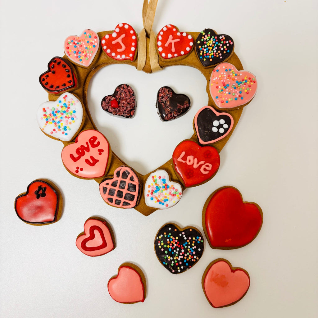 valentines gingerbread wreath